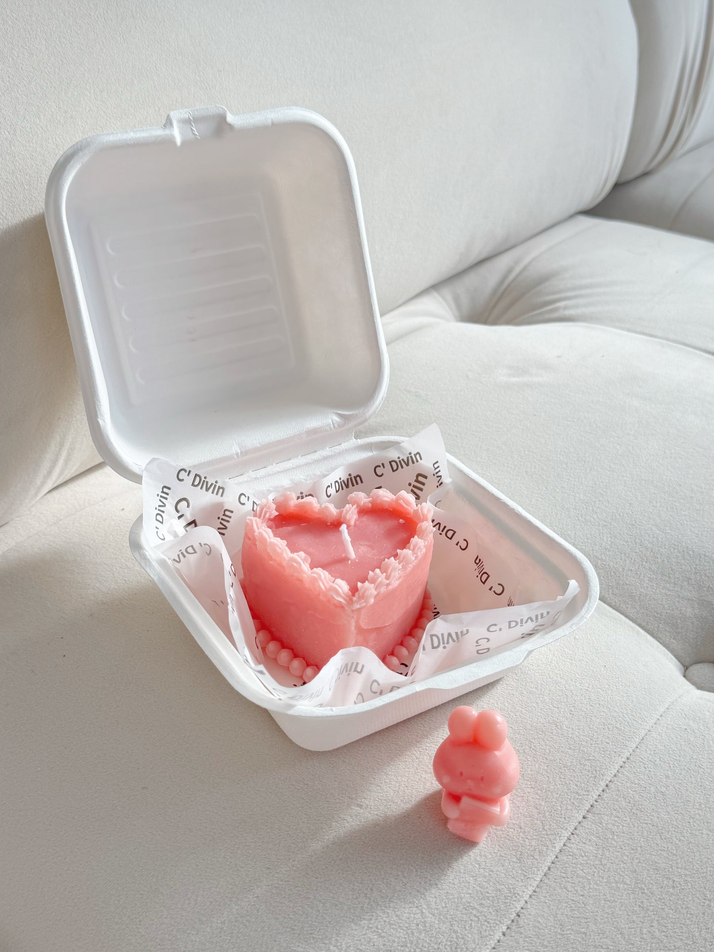 Vintage Heart Cake